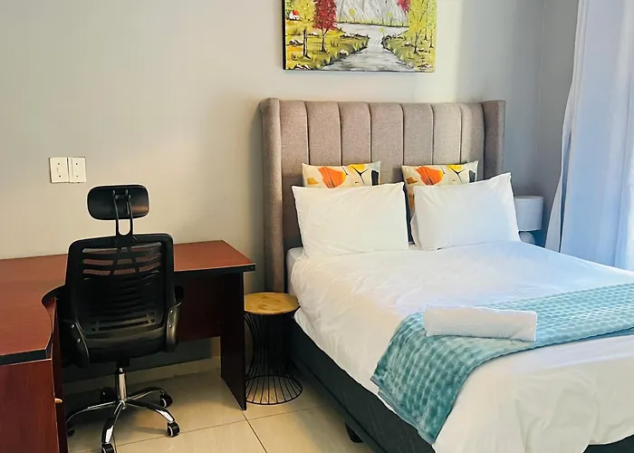 Cheerful 3-Bedroom Home With Water And Backup Power Around Sandton